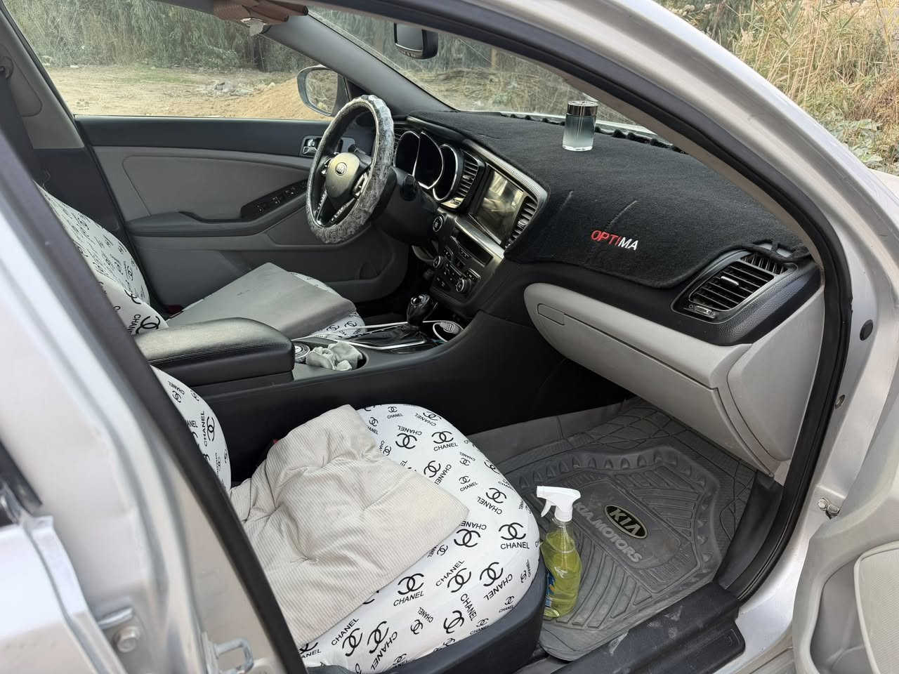 السلام عليكم
اوبتيما أمريكي موديل 13 

محرك جي دي اي دبل صالنصة ماشيه 138 الف 

السونار مرفق بلصور هزة جديد رقم جديد رقم ديالى 

السعر 103 وبيه مجال 

عنواني ديالى المقدادية 

***********
