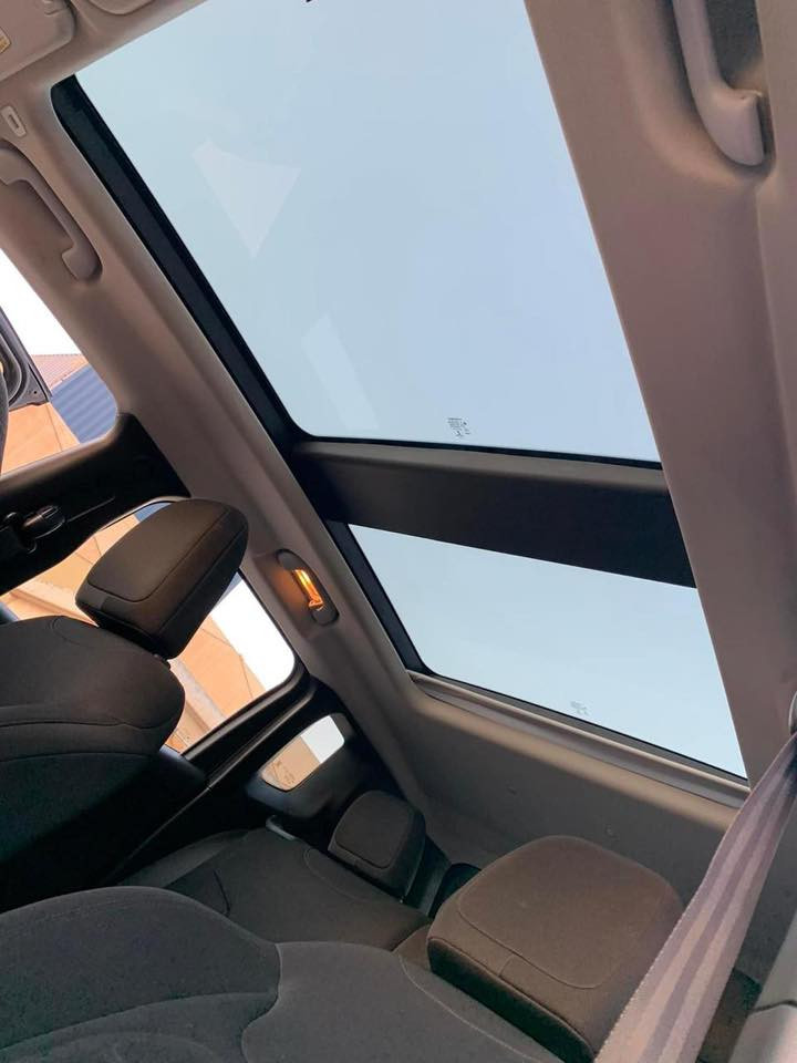 جيب رينكيد
موديل 2021

فول 1/1 بانوراما

مقاعد كهرباء تدفئه

مكينه 2400 دوش

عداد 38 الف 

صبغ بنيد وجاملغ 

السعر 135$

***********
