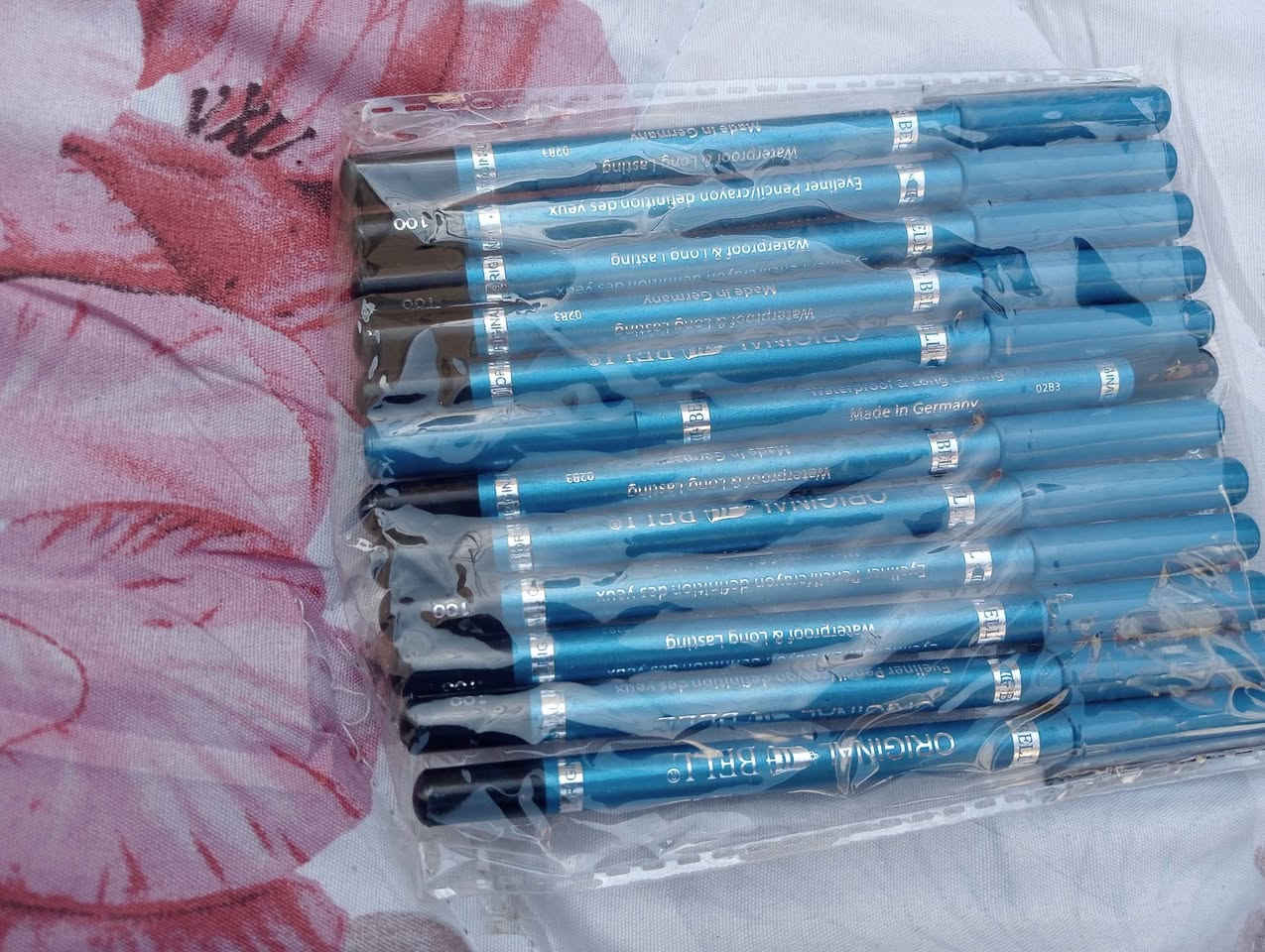 اقلام حمره وكحل وطواكه وقراصات وغسول جسم  ومرطبات نوعيه زينه والله ومواد تجميل كله قطعه 500او الف تصفيه كميه قليله باقيه النجف, العراق


**إذا كنت صاحب هذا الإعلان وتريد حذفه لأي سبب، رجاءا أرسل رسالة إلى الدعم الفني**