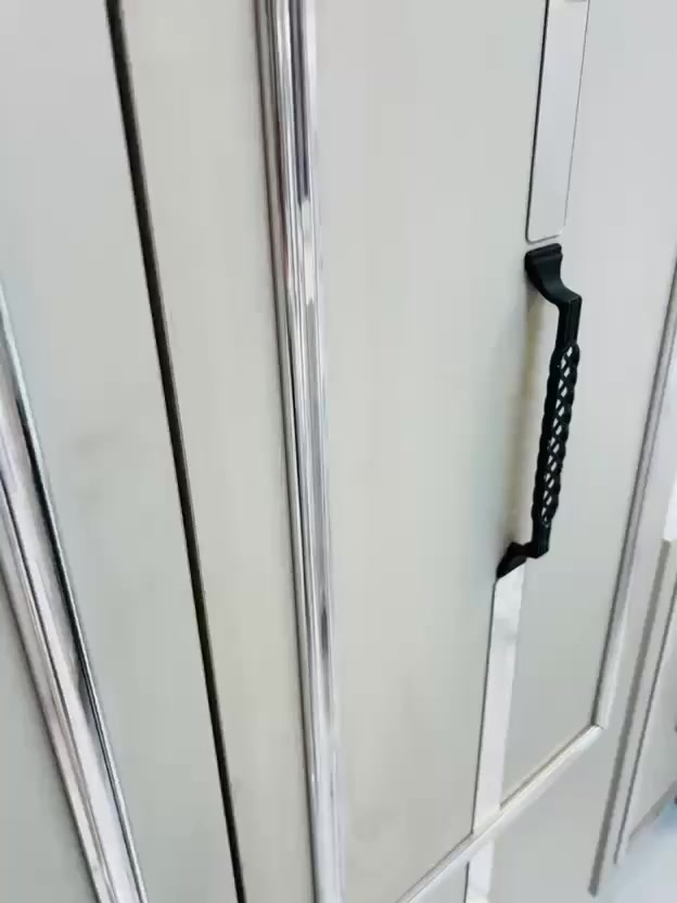 للبيع استفسار حجز وتساب ***********
