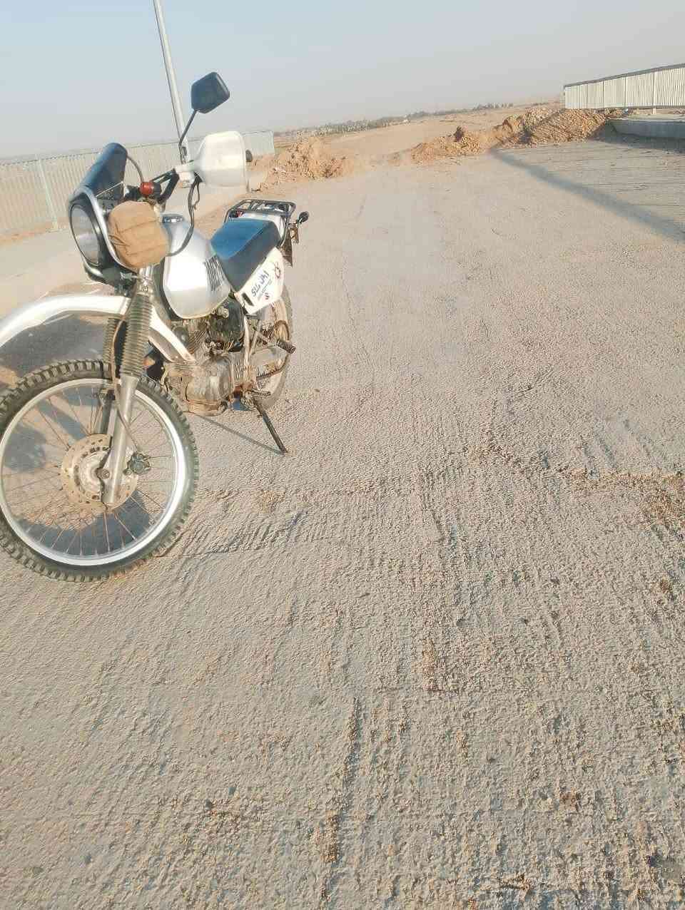 اللهم صلِّ على محمد وآل محمد 
للبيع قفاز دجبل ياباني حجم 200
العنوان واسط قضاء بدره 
***********
‏‪***********‬‏
