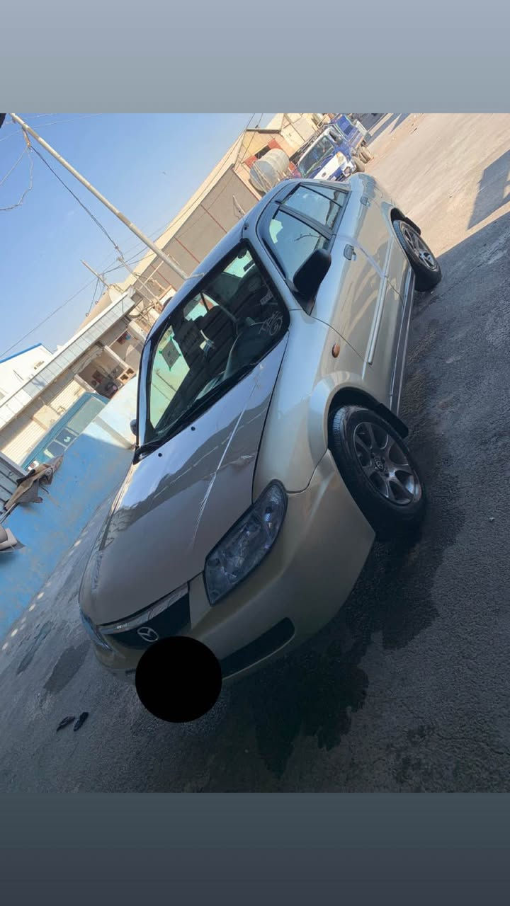 مازدا323مۆدێل2003
ئۆتۆمبێلەکە تەکسی بوە بە تایبەت هیچی تری نیە کامل بە شەرت
ئۆتۆمبێلەکە هیچ مەسرەفێکی تێدا نیە 
گێڕ تۆماتیک مەکینە16 کارەبای مەزبوت
ڕەقەم نوێ سەنەوی نوێ بێ غرامە.
وەتس ئەپ:*********** أربيل, العراق
