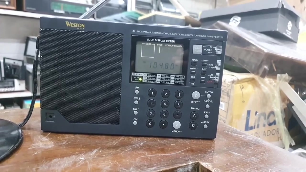 الرادیوو یابانیة FM AM SW1 SW2
مارکة WESTON
اشتغل ٤ باتری قلمی


**إذا كنت صاحب هذا الإعلان وتريد حذفه لأي سبب، رجاءا أرسل رسالة إلى الدعم الفني**