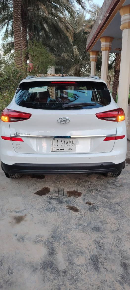 سلام عليكم
توسان 2020 خليجي شركة الكاصد فول مواصفات عدا البانروما ماشية ٩٨  الف السيارة جديدة للاخير تخم تاير حدادية كير مكينة مكفوله  مكفوله السياره سونار بلمنشور بعدهي عل وضع الشركه تراي زيرو برغي مامفتوح بيه شرط
المواصفات:- 
بصمة
هند بريك بل رجل
كشنات جلد لونين
كشنات ٢ كهرباء 
شاحن واير لس 
قطعتين تبريد 
مري شفط 
انارة ترحيب
ثلاث انضمة قيادة ( ايكو . نورمال . سبورت ) 
كروزات سرعة 
شاشة كبيرة 
اشاير بالمري 
حساس خلفي امامي
كامرة خلفية 
إشارة لكزز 
دوس ضويه
اريل انفنكيشن
برده بلجنطه
فول تحكم ستيرن 
السعر ب٢٠٥ وبيه مجال لشراي 

للاتصال *********** واتساب او*********** ملاحضه سياره عل أيدي وبسمي ومن ال٢٠٢٠ تحويل مباشر
