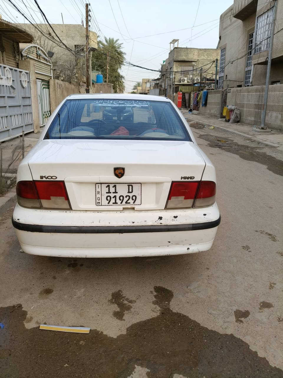 السلام عليكم
سمند موديل 11 رقم بغداد انكليزي  شبه مميز (91929)باسمي شرطي لتحويل 
بياع شراي مابيعها الياخذها كبل مروري
بيها ضربة بلباب خلفي عكس سايق وراجعه حار  وطخه بلبجم ومعمرة السيارة كاعده ونصبتها حلوة 
نقصها بس تبريد 
كير مكينه كفالة وكلج طبي 
بس الرقم موصل 30 ورقة 
مكاني بغداد ابو دشير
السعر 43 بيها مجال تجي وتشلع عيوني
***********
