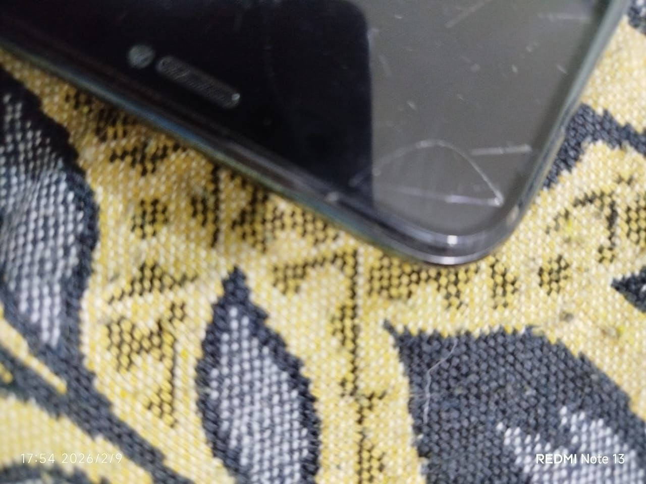 السلام عليكم 
11 برو ماكس نضيف بلادي مابي اي خلل او اي تبديل كله شغال استعمال شخصي ذاكرة ٢٥٦ بي فطر بالكلاس زغير جدا بطارية 72 
رايد مراوس ب14 برو ماكس سعر مناسب 
سعر جهاز ٢٥٠ 
مكاني بغداد


**إذا كنت صاحب هذا الإعلان وتريد حذفه لأي سبب، رجاءا أرسل رسالة إلى الدعم الفني**