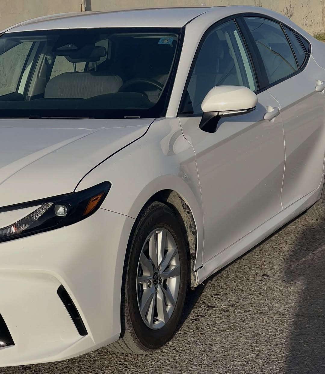 كامري LE 2025 هايبرد( رقم بغداد )
شاحن وايرليس
محرك 2500 هايبرد 
صبغ الجاملغ الخلفي الأيمن وقبق چنطه 
للاستفسار الاتصال على الرقم التالي 

***********
