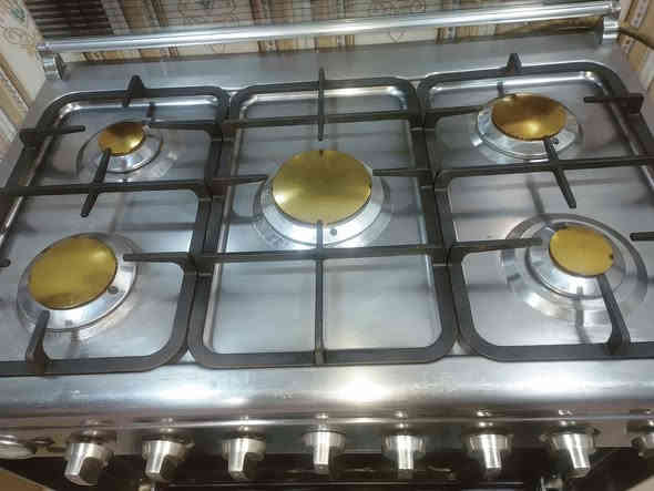 السلام عليكم 
طباخ عشتار حديث ستيل درجة اولى نظيف جدا غراض كاملة افران مزدوج شغالة 
السعر 235 وبيه مجال بسيط 
استفسار خاص عو واتساب *********** عنواني مهندسين قرب العاب ارض بابل
