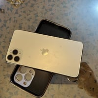 نطيحة اليوم 11برو ماكس ذاكره256 بطاريه69 بابل محاويل 07756075848 07811...