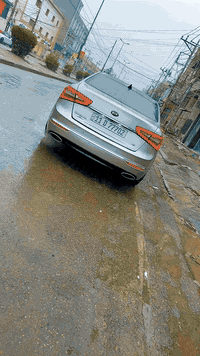 السلام عليكم 
كادنزا 2015 vip وارد امريكي حادثها موضح بلتقرير وبلعراق صار بيها صبغ جاملغات خلفيه  ابيع حزام حته ماينشلع كلبي بلكلام  ماشيه ١٩٩٠٠٠ قابل للزياده 
سعرها 120 ورقه وبيها مجال بسيط *********** بغداد الدوره 
السياره نقصها صدر تعبان والبنوراما من ترجع تسدها بطيئه يرادلها ادامة فايبرات فقط 
الكشنات الاماميه يرادلها دوشمه 
المواصفات :
بصمه 
بنوراما 
شاشه 
تدفئة بلستيرن 
كشنات كهرباء تدفئه امامي خلفي +تبريد امامي 
برده كهرباء 
تحديد مسار 
نقطه عمياء 
حساسات 
كامره 
لايتات زنون منضومه كامله 
وباقي المواصفات مبينه بلصور
