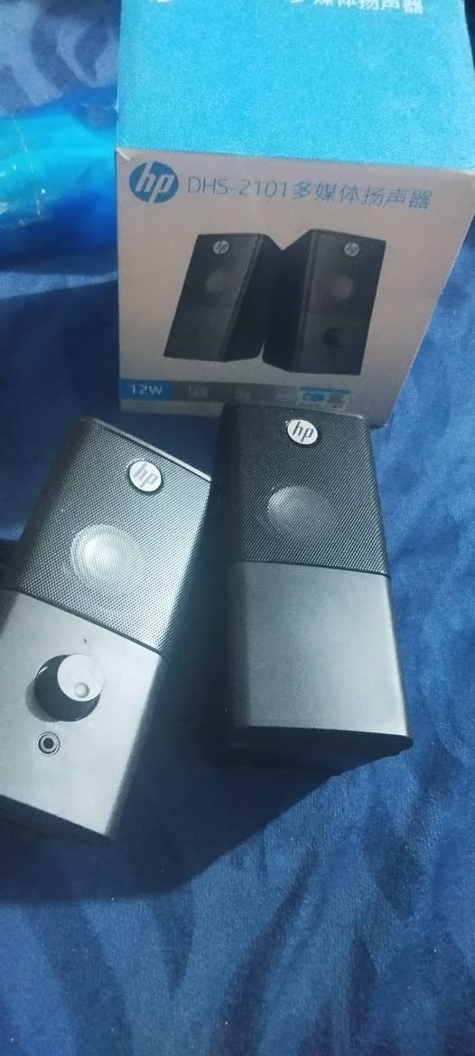 مكبر صوت للوسائط المتعددة من نوع HP DHS-2101. 
العلامة التجارية: HP.
الطاقة: طاقة إخراج قصوى تبلغ 12 واط.
التوصيل: يعمل عبر منفذ USB مع مقبس صوت 3.5 ملم.
المميزات: تصميم مضغوط وموفر للمساحة مع تحكم سلكي في مستوى الصوت.


**إذا كنت صاحب هذا الإعلان وتريد حذفه لأي سبب، رجاءا أرسل رسالة إلى الدعم الفني**
