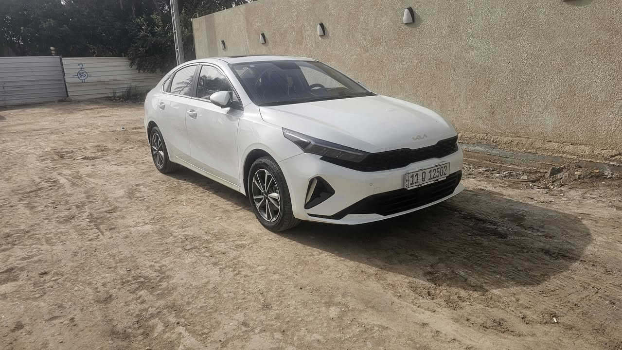 Kia k3 2024
مكفولة كفالة عامة جديدة لوك 

سيارة ع وضع الشركة 

ماشية ١٠ الف

فول مواصفات 

كامرة 

شاشة 

حساس امامي

حساس خلفي

سايد بريك بصمة 

اوتو هولد

فتحة سقف 

تاير 16

وبعد هواي مواصفات 

السعر ١٥٢ وبيها مجال
رقم بغداد 

شرط التحويل  

الرقم ***********
