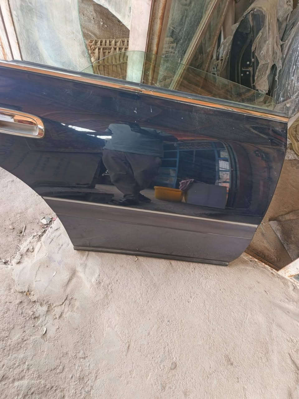 سلام عليكم سستم أربع بيبان مغفلات كاملات لون نيلي مال حاويه ما مشدودات على اي سياره مال يابان سعر 225 مكان بصره رقم الهاتف
***********
