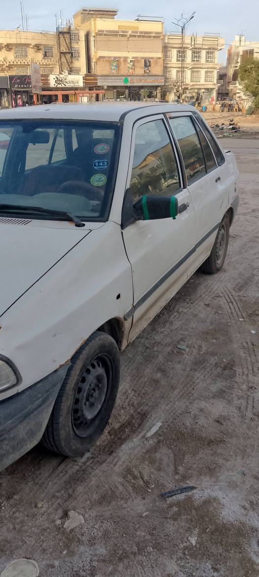 السلام عليكم سايبا 2015للبيع قفلها 25لعلم سنوية بيها بلاغ بدل ضائع والمحرك بية تبخير باقي السياره نضيفة مكانها السماوة اخذك لولد الي اشتريت منة يداورلك رقمي ***********
