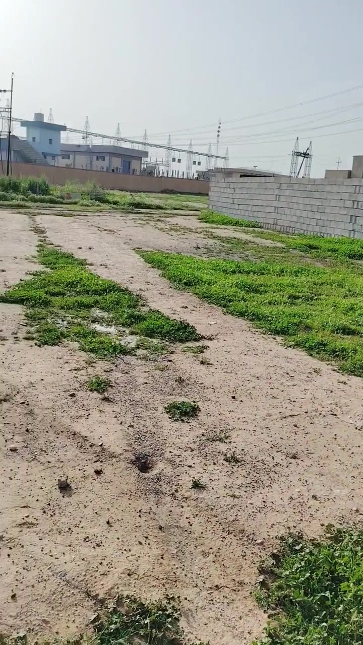 قطعه ارض للبيع خلف دائره كهرباء الحويجه
مساحه 250 متر/  نزال 25 واجها 10

رقم ***********
