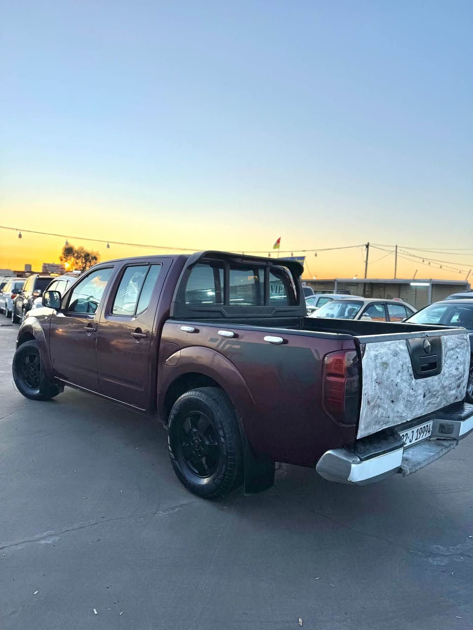 للبيع نيسان نيفارا 2009 كير عادي 
سعر 71$ ورقه 

سياره كير مكينه اكسل كفاله تبريد بشرط 
٤ تايرات جديد

رقم اربيل دولي جديد باسمي شرط تحويل 
نفس اليوم 

سياره بيعا اربعه قطعة سبغ طرف سايق
بدون دواخل بدون ضربه 

سياره نقص مابيها بدون دينار مصروف 
دهن جديد دهن اكسل باتري كلها جديد 
شاشه ايباد 
كاميره 
مكان سياره اربيل 
*********** واتساب 
*********** واتساب بغداد, العراق
