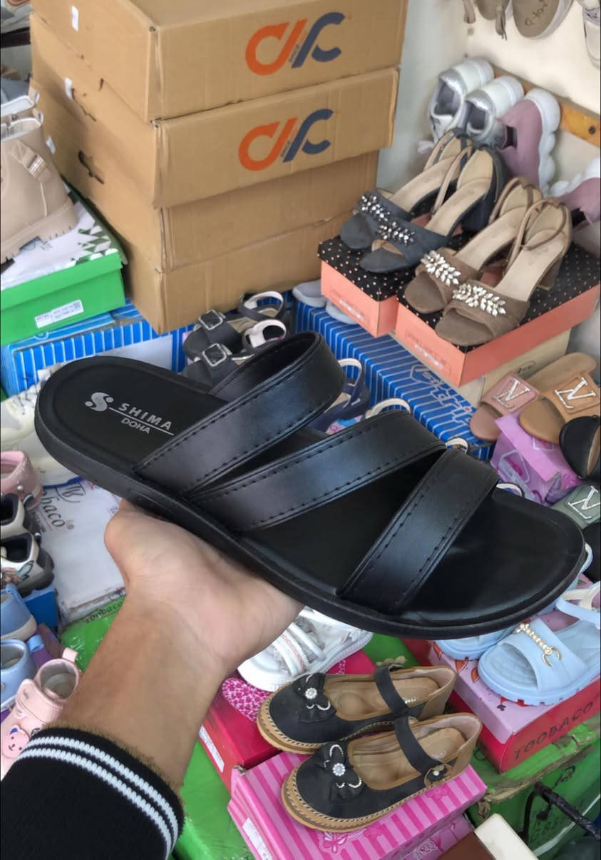 تم توفر الشحاطة الرجالي ( جلد )
#القياسات من ٤٠ الى ٤٥ ____ هاي الالوان فقط 

🔴العنوان | الموصل _ حي الميثاق _ بداية فرع متوسطة مكة المكرمة للبنات _ من جهة الضغط العالي 
#المحل_ركن


**إذا كنت صاحب هذا الإعلان وتريد حذفه لأي سبب، رجاءا أرسل رسالة إلى الدعم الفني**