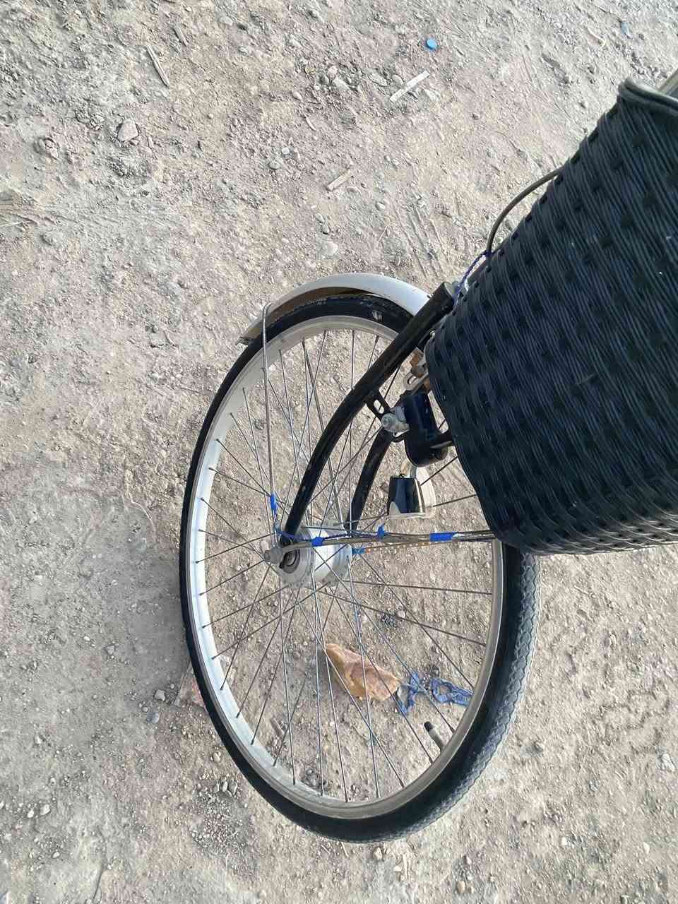 شباب باسكل باله الي البيع ما بيه كلشي نقص 

***********
