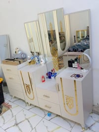 غرفه ايطاليا للبيع سعره مليون وبيها مجال 07773513550