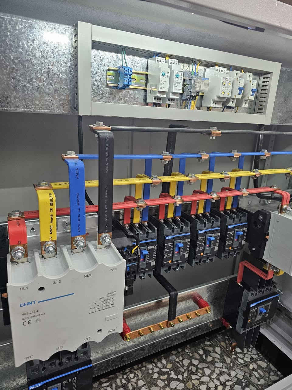 الى الاخ والصديق والرياضي المتميز ...الكابتن علي الزركاني 
 
اكمال لوحة سيطرة خطين 
بواقع 600 امبير 
نظام البارد المنفصل ...

بالتوفيق ان شاء الله لمدينتك الرياضية

القدرة للسيطرة الكهربائية  
***********
