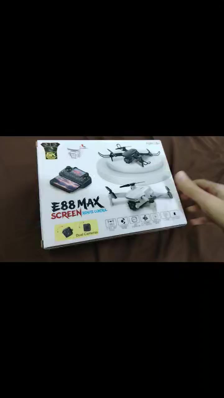 سلام عليكم اخوان 🌹
توفر درون e88 max هذا. الmax مو العادي
موصفاته بي 3 نمر سرعه ويمشي 500 متر  وارتفاع 200او 150 الأفضل  50 يدعم تسجيل وربط بل هاتف وبي شاشاه بل جوستك وبي رام وكامره 4k جوستك شحن مو بطاريه
لتواصل والاستفسار ***********
السعر ✌🏻 50 فقط توصيل ماعندي لان ممنوع بل سيطره
