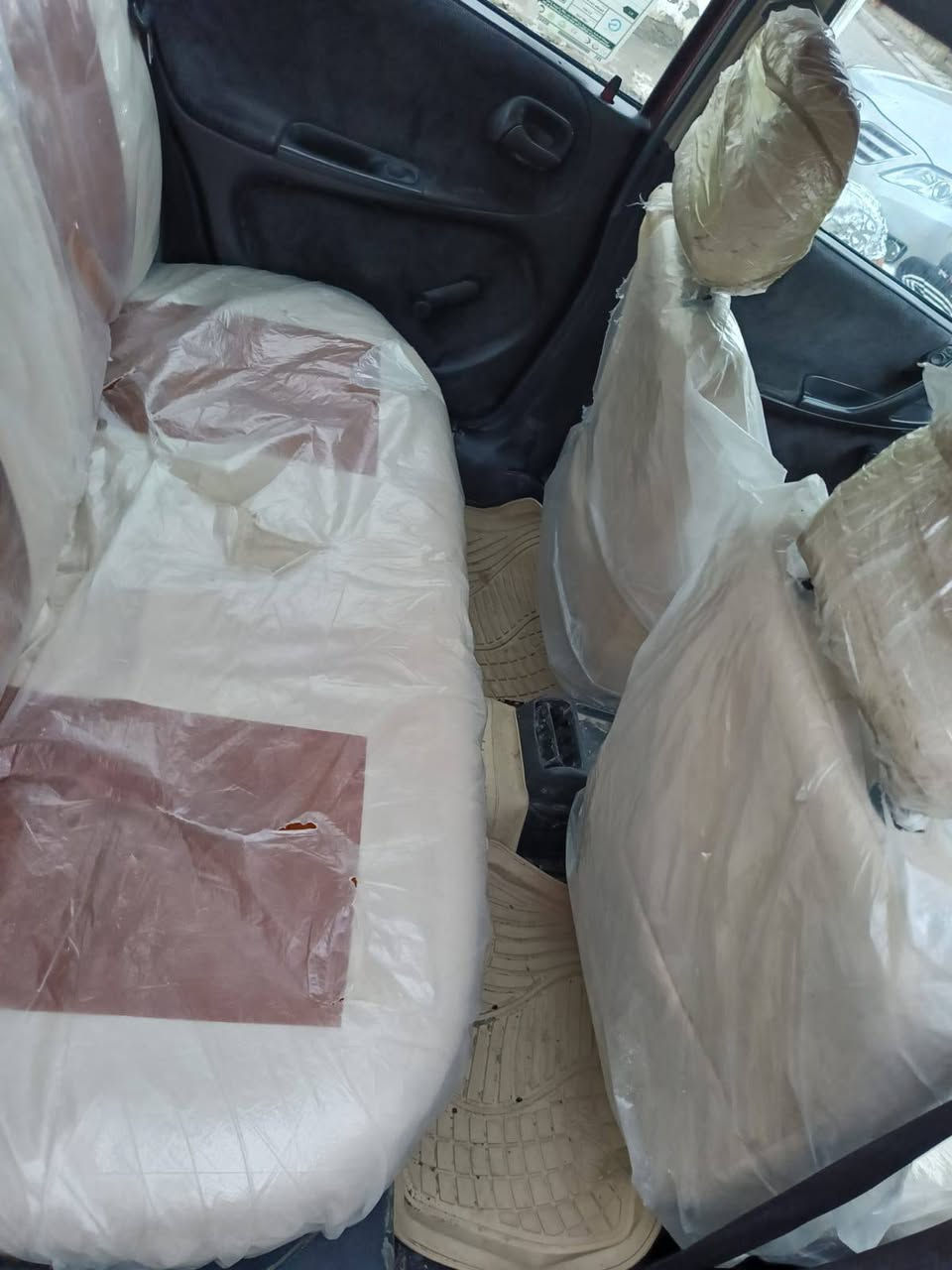 استره   مديل 93 ؟  مكينه 18 بطاقه بانزين موجوده وبسمي وسنويه لحد 2030 وشرط التحول مكاني كركوك *********** لسياره جاهزه من ناحيه المحرك المكينه  كهربائيات شرط والكشر نضيف بس لدعاميه بيهه ملاحضات بسيطه سعرهه 45وبيهه مجال
