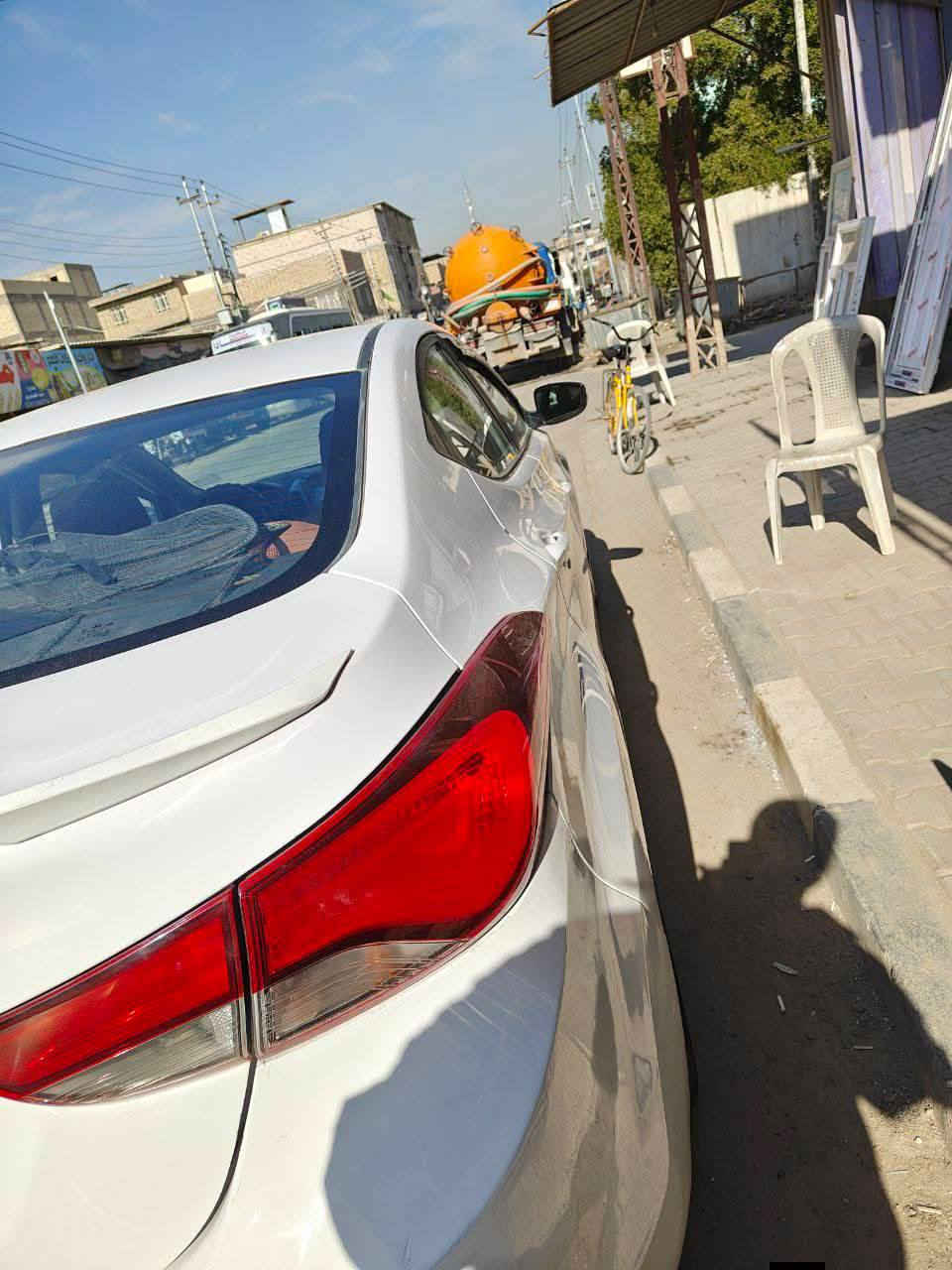 النترا 2016 سيارة مكفولة بأستثناء باب خلف سائق مبدل  حدادية وتبريد جديد . رقم ذي قار بأسمي مشروع وطني مداور ثاني  بأي مكان تكدر داور 
ا((لسعر 120 قابل للتفاوض ))
العنوان .. النجف  شارع حنون ..
للاتصال على ارقام التالية ***********
***********
((ملاحظة مكلف بنشر اتصل مباشرة بصاحب السيارة ))
***********
*********** النجف, العراق
