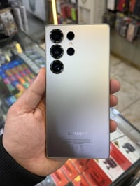 25 الترا  رصاصي 256 ضمان عين الفهد ( شرط ادكه بالشركة)  بدون كارتونه  ...