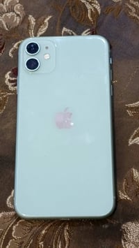 آيفون ١١ • ٦٤ • شاشة مبدلة