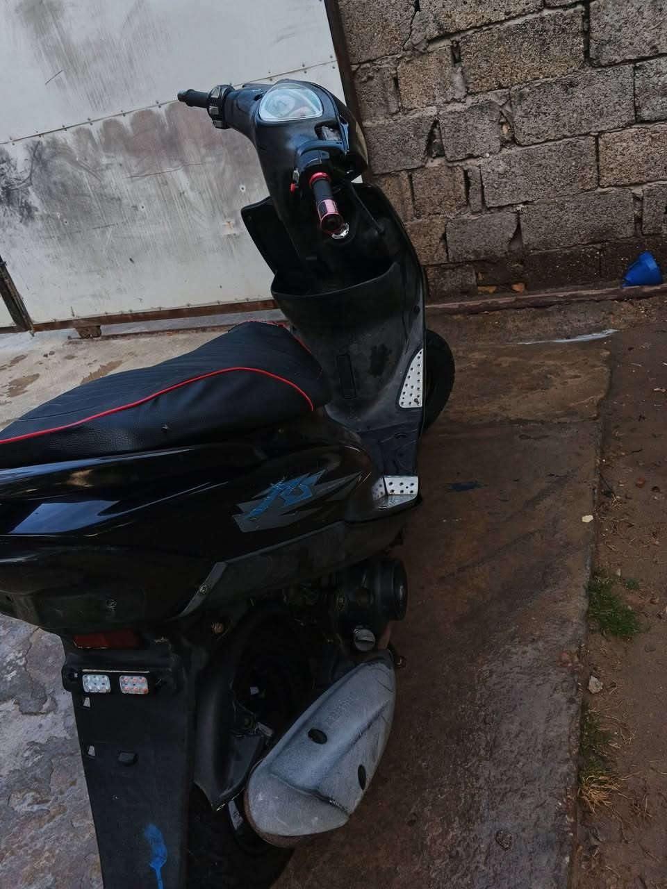 سلام عليكم شباب دراجه نوع ماكس عدله المكينه ناعمه عله شرط الفحص الدراجه بلاديه الدراجه اي نقص مابيها بيه فقط الهندر خارط الدراجه خير من الله المكان البياع شرطه الخامسه السعر 650 و بيها مجال الرقم *********** متواجد فقط واتساب
