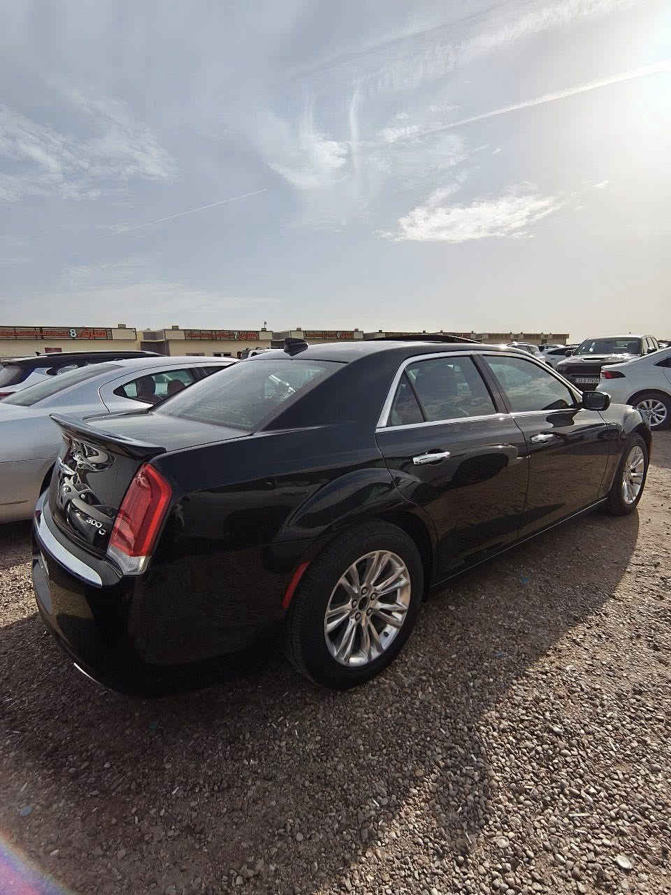 السلام عليكم

على بركة الله

اوباما 2015 c رقم بصره انكليزي
كفاله فقط البنيد مفتوح لغرض تعديل بارد في مقدمته الباقي كفاله بدون ايرباك بدي و مكينه و كير و تبريد
وحداده 
دخول جديد كتاب ضباط
فول مواصفات عدا الرادار
سقف بانوراما
كشنات كهرباء
ستيرن كهرباء
تبريد كشنات
تدفئة ستيرن و كشنات امامي و خلفي 
داخل جلد اسود
شاشه كبيره 
كاميرا بلاد دواره
سستم صوت الباين
السياره احلى من الصور 
مكان السياره ذي قار 

غير متواجد على فيسبوك مكلف بالنشر 
التواصل اتصال فقط
السعر 205

‭0783 144 1130‬
