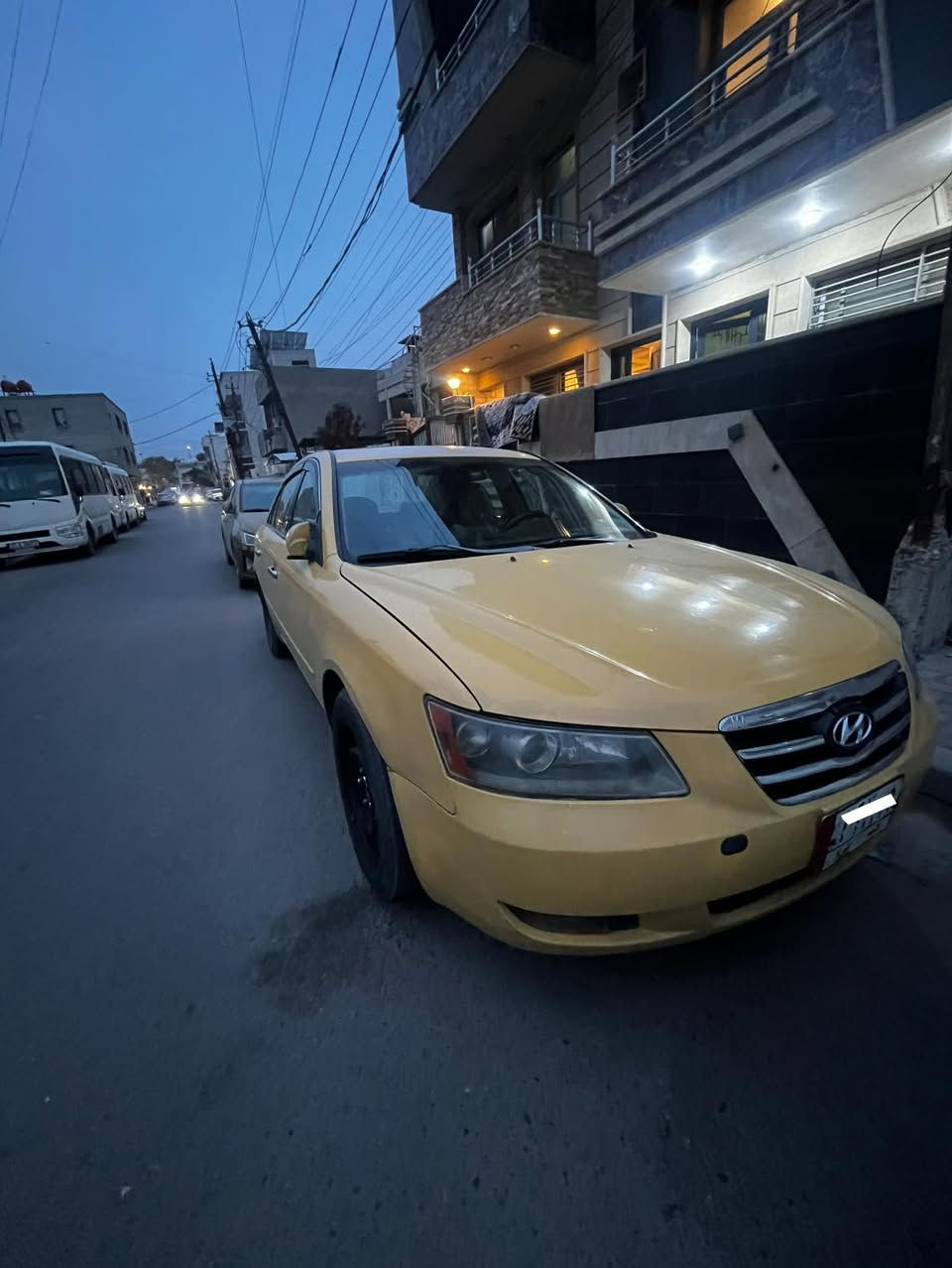 يالله السلام عليكم
سوناتا 2007 وارد امريكي 4 سلندر محرك 2400 المرغوب  السياره حلوه ومرتبه مال جناية  مكانها بغداد العطيفية الشراي يجي يشوفها ويشلع عيوني سعرها 85 
***********
