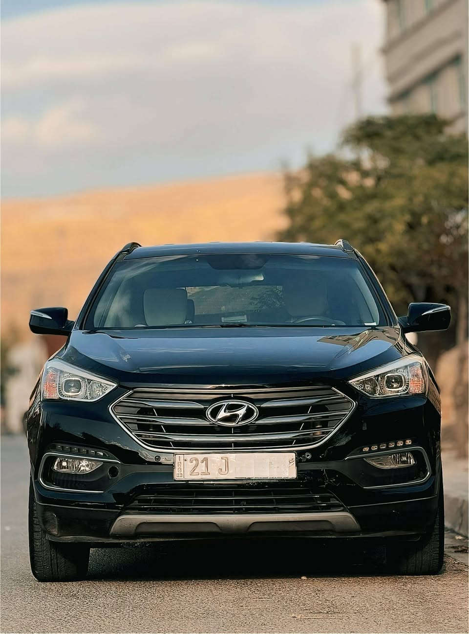 سنتافي امريكى موديل 2018 سياره كلش نضيف اربعه سلندر ما مفتوح بصمه باب بصمه كوشن هيتر شاشه كبير كاميرا خلفيه لايت زينون سعر 158 مجال
***********
مكان سياره سايمانيه
