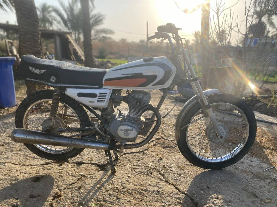 سلام عليكم شباب دراجه اربعه كير نضيفه شوفت عينك لا تبخير ولا تنقيص ولا نضيح دراجه حلوه شوفت عينك كلك كلك الشراي بي خير ويدلل مكانه طوريج سعره ٢٠٠ وبيه مجال بسيط رقمي ***********
