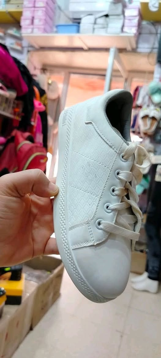 ترينيڨ ب120 
مرحبا بيكم عند محلات الاندلس الاناقة


**إذا كنت صاحب هذا الإعلان وتريد حذفه لأي سبب، رجاءا أرسل رسالة إلى الدعم الفني**