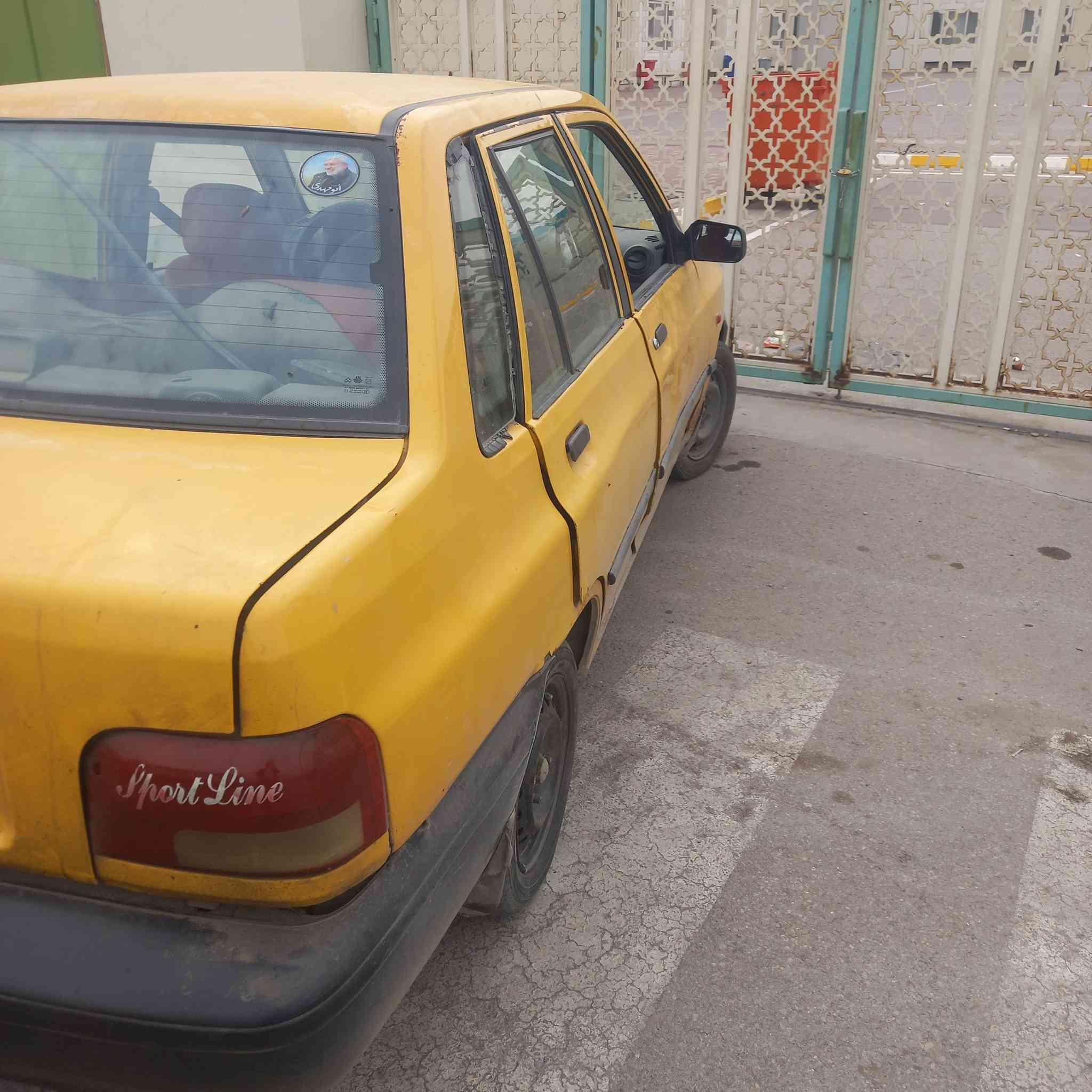 السلام عليكم 
سايبة ١٢ بغداد احمر مطلوبة مليون هيئة  وغرامات ابيعها  5 ورقات من الاخير  الاتصال على الرقم   ***********
ملاحظة تحويل مباشر 
محرك يصرف ابيع كوم حديد
