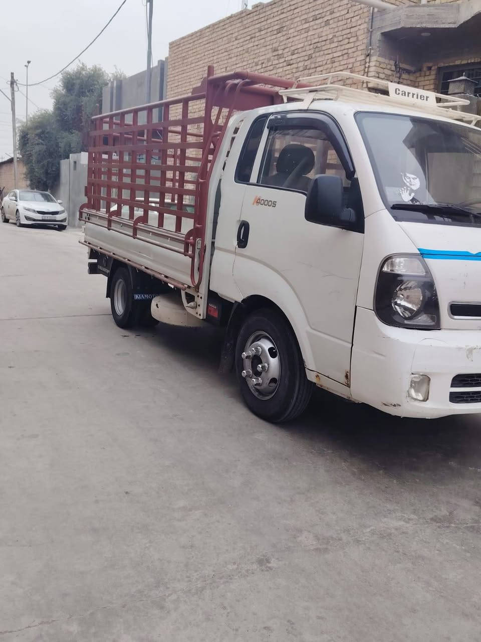 سلام عليكم  كيه حمل للبيع فحل موديل 2015 رقم واسط بسمي مشروع وطني تريد تحويل تريد وكاله بل خدمه تخم تاير جديد دوشمه جديده مكفوله كفاله عامه محور ويل 14 وسدت 27 محجر مو وياها مكفوله مكينه وكير وشاصي مكفوله من ضربه وصبغ وبارد مكاني واسط نعمانيه السعر 125//وبيها مجال  ***********
