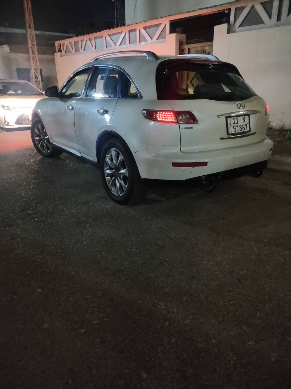 نيسان انفنتي FX35 V6 3500
موديل 2008المرغوب
اللون ابيض خليجيه 
رقم بغداد  
هزة جديدة 2030
سيارة رقم مميز
السيارة بدون ضربة أو حادث 
ليبل واحد من الدعامية للدعامية 
سيارة جديدة بمعني الكلمة 
مواصفاتها معروفة 
كشنات كهرباء تدفئة تبريد 
ستيرن كهرباء 
كشنات ميموري وضعيتين
نظام الصوت بووز 8سماعات
شاشة معلومات وتشخيص العطل 
صندوق شفط 
جام كهرباء اوتماتيك نظام ترحيب 
لايت زنون شركة وتحكم بيه
ويل 20 شركة الأصلي بعده
فور ويل 
كهربائيات شغال كاملة 
سيارة عليهة ادامة جديدة 
صدر امامي جديد
تايرات جدد
كير مكينة مكفولات ممفتوحات 
سيارة على وضع الشركة بلاد جراد فقط بل جنطه مثل ما مبين بل صوره
سيارة بدون حادث فقط باب سايق طخه ***********
