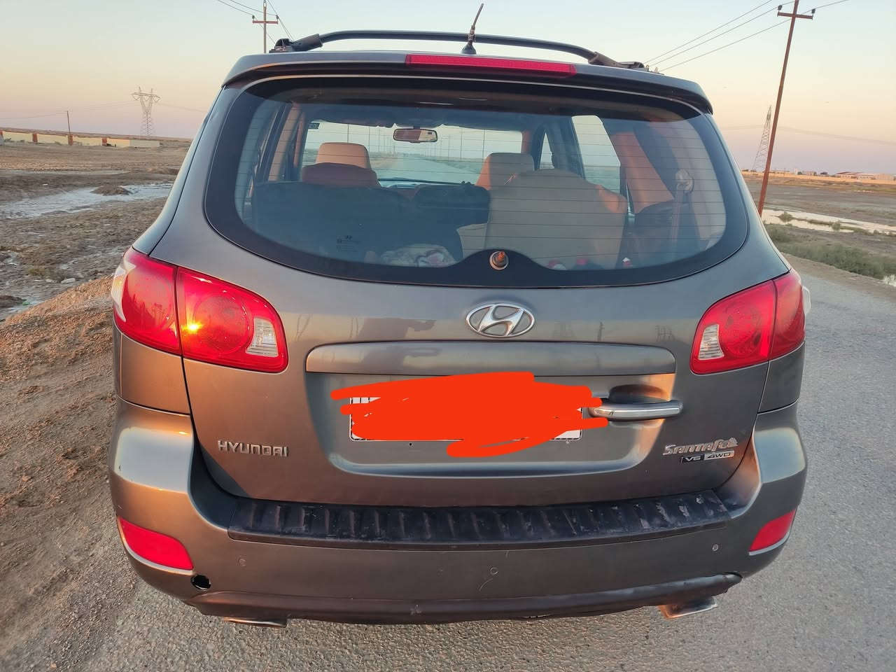 السلام عليكم
من رخصه مدير الكروب 
للبيع سنتافي خليجي 2008 رقم بصره اباسمي تحويل ثاني يوم سياره بدون صبغ بدون ضربه بيها شخوط موضحه وبيها الرباعه الاماميات معمرات على كد جف الايد 
محرك كصه جديد قبل اسبوع امبدله 2700 سبعه راكب اصولي ثلاث قطع تبريد تحكم جهتين فتحه بالسقف فور ويل بس لاغيه صدر امامي جديد السياره حلوه وترايك وين متريد 
رايدها 125 وبيها مجال السيارة بالعماره
***********
