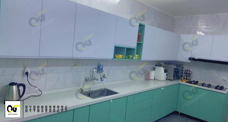 للبيع كاونترات ممرطبيعي وطباخ مع جلسه وبيها خزن  وميز طعام كلهم سيت واحد استعمال قليل جداً شغل تفصال للاستفسار الاتصال على الرقم ***********
