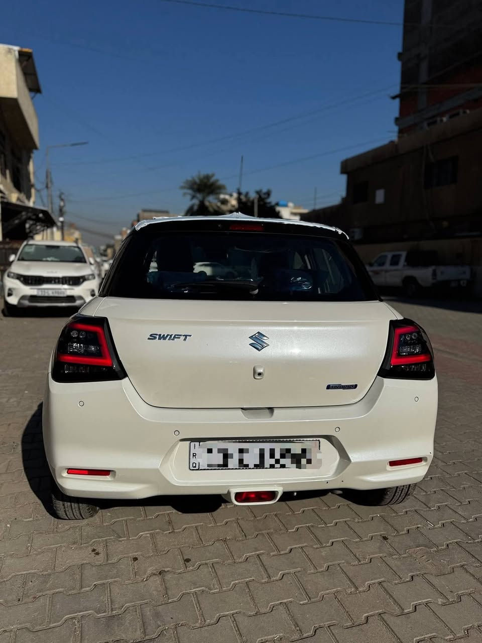 سوزوكي سويفت هايبرد
Suzuki swift2025 مكفوله

 بسمي رقم بغداد  مطلوبة والتسديد مباشر عالماستر  ماشية ٣٠٠٠ يعني زيرو 

موصفات 

تحديد مسار 

نقطه عمياء

رادار

توقف ذاتي 

هايبرد 

شاشه كار بلي

شفتات ستيرن 

لايت لد

مري شفط
وبعد هواي مواصفات 

تبريد ❄️
السعر ١٢٨ وبيها مجال 

عنواني بابل

رقم الهاتف ***********

