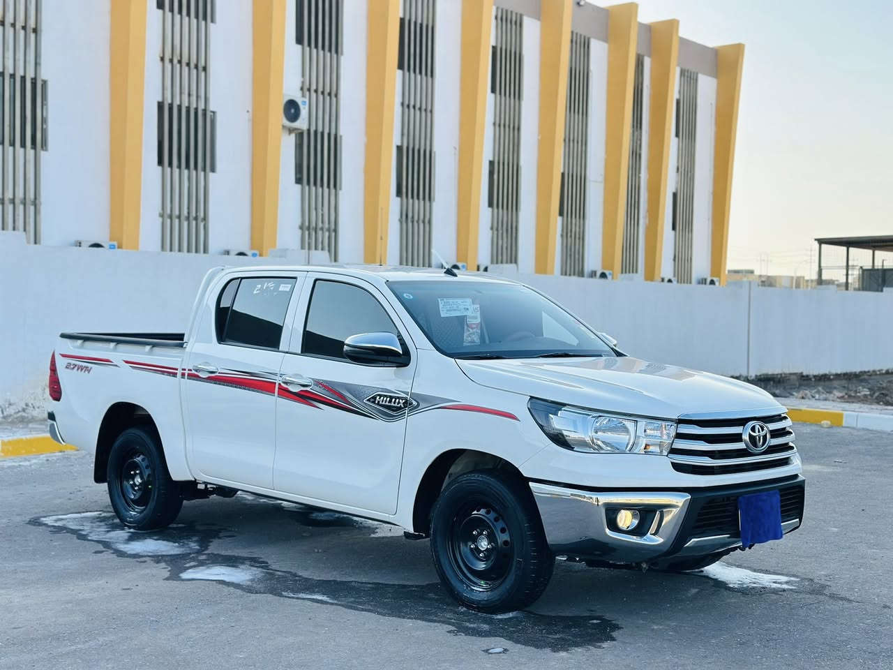 السلام عليكم تيوته  2024 رقم مثنى دولي بسمي السياره كارتون ماشه 44 فقط بيه صبغ باب البدي فقط والباقي كفاله السعر 230 وبيه مجال لاستفسار *********** بيع او مراوس بيكم مكان السياره السماوه
