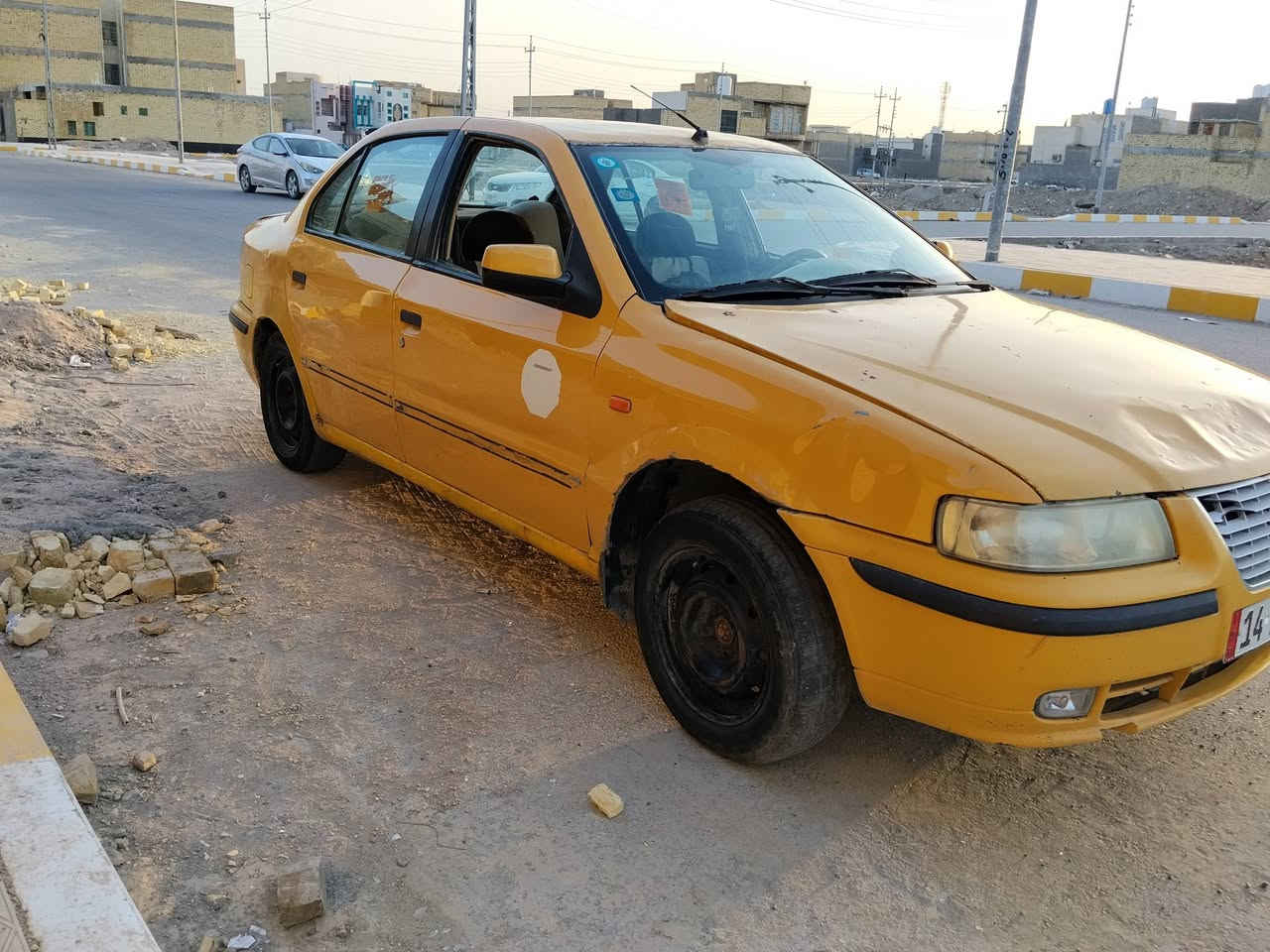 سيارة سمند موديل 11 رقم بصره انكليزي السنويه لسنة 28 والهزه بعدها   مصفره هيئه وغرامات وتحويل ثاني يوم كير وكلج مكفول محرك يبخر كهربائيات كلهه شغاله سعرها 24$ وبيه مجال للاستفسار اكثر الاتصال على الرقم ***********
او مراوس بسياره اوتوماتيك بنفس السعر
مكانه ذي قار
