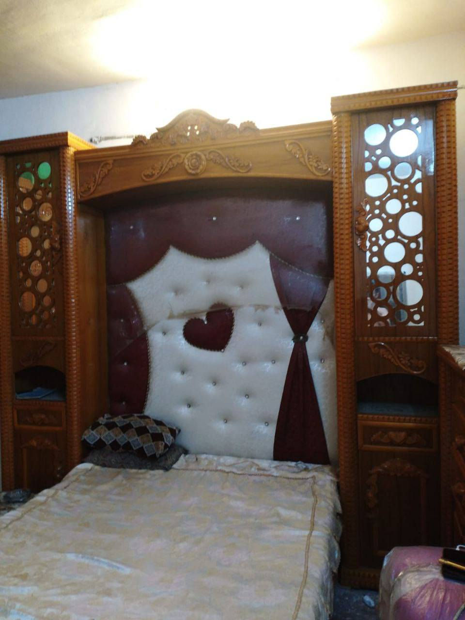 للبيع مليونين و100قفل
***********  لايمن
