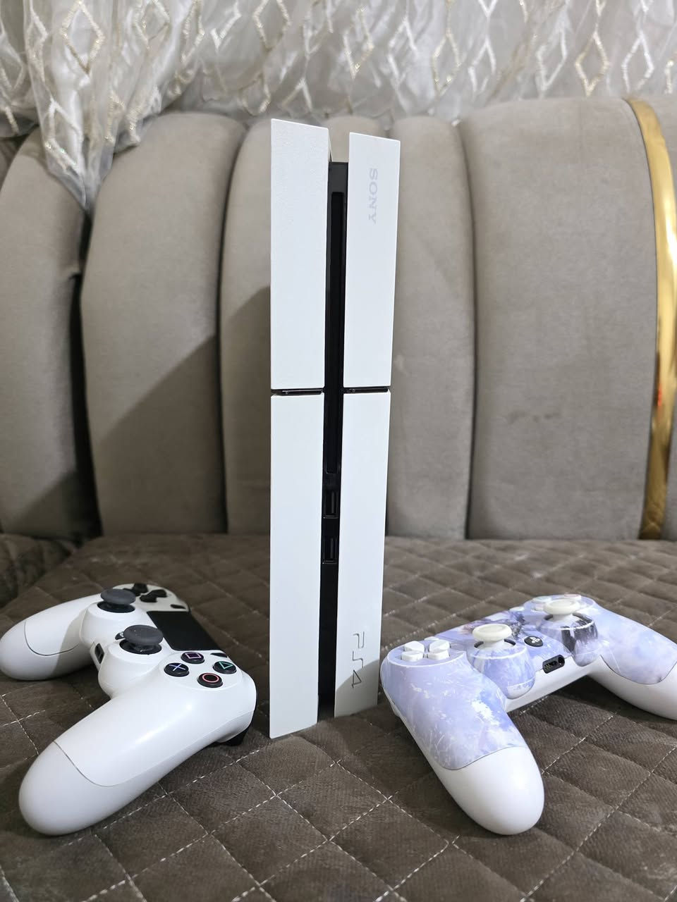 بلي فور مهكر فات نظام 9 ياباني مامفتوح شرط لوك ستيكر جهاز حيل حيل نظيف يحتوي على 7العاب ويحتوي على 2 جوستك جهاز شرط الفحص والضمان السعر 235وبي مجال للطيبين توصيل جميع المحافظات متوفر ***********
