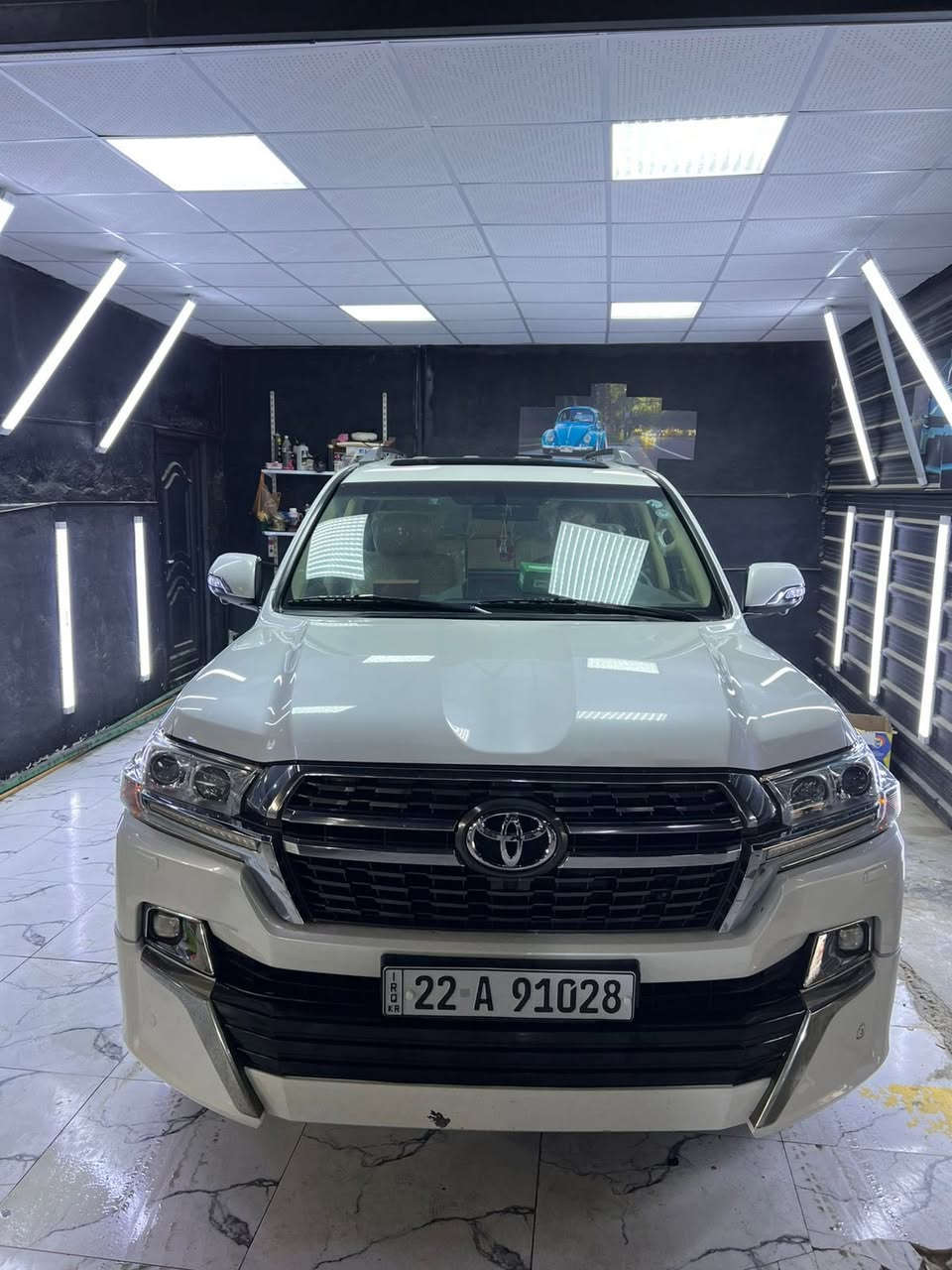 السلام عليكم
لاندكروز 2017 بريم اصل 
مكفوله كفالة عامه عدا 3 اصابع بارد PDR 
ماشية 134
فول 
بصمه 
كامرات 
فتحه 
جنطة كهرباء 
حساسات امامي + خلفي + جانبي 
بعد مواصفات معروقة 
السعر 495 ورقة 
العنوان كربلاء 
***********
