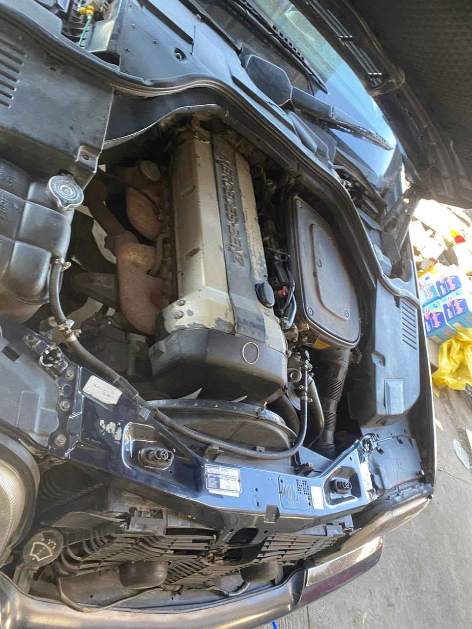 السلام عليكم مارسدس موديل 92 للبيع سعر 62 بيها مجال تخم تايرات جديد حدادية جديدة كهربائيات كلها شغالة ماعدا السلايت شغلة كلش بسيطة غرفتها جديدة سيارة بيها شلعة اتخبل سيارة مصفرة غرامات بسمي تحويل ثاني يوم ملاحظة...بيها خيط تبخير تجي وتكلب وتقتنع وبيك خير وتدلل ***********
