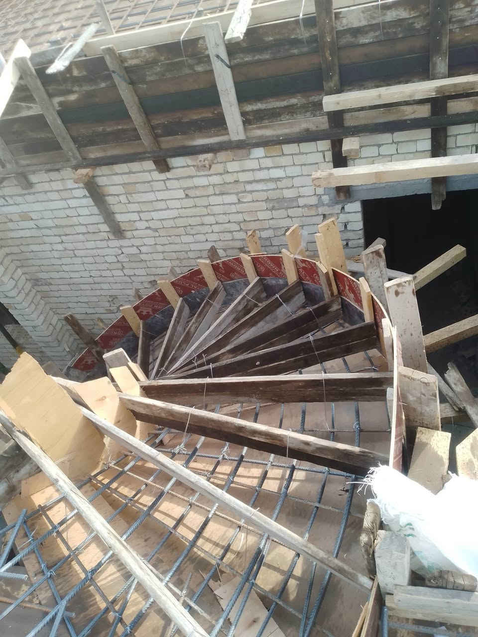 خلفه بناء ونجار قالب اسكن في بغداد البياع شرط استلام مهندس كادر كامل سرعه بالعمل والتوفيق للجميع أتصل وشوف الشغل ابنفسك والاسعار جيده ***********.***********
