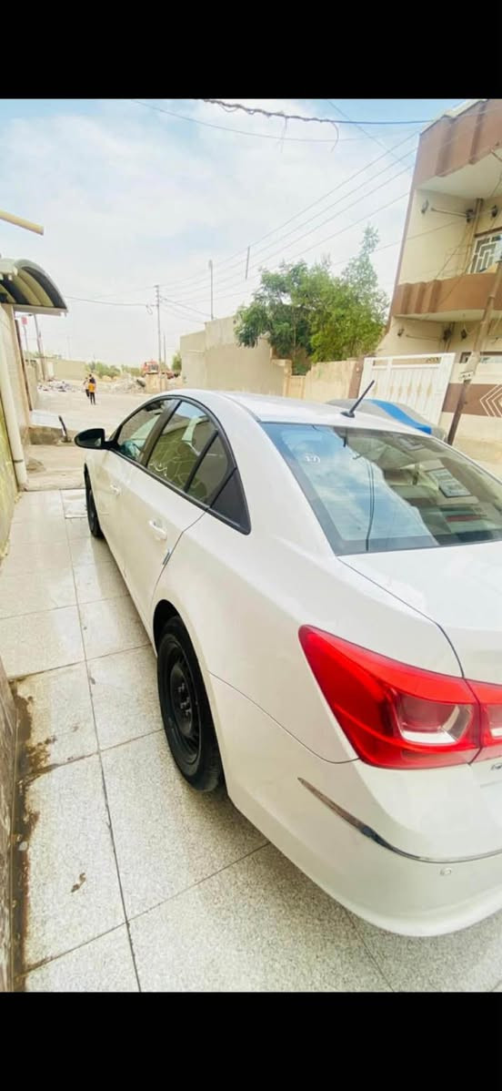 كروز خليجي بدون صبغ موديل 20217 سنويه جديد بي دفتر بانزين بس ما اندل صاحبه للاستفسار *********** كركوك, العراق
