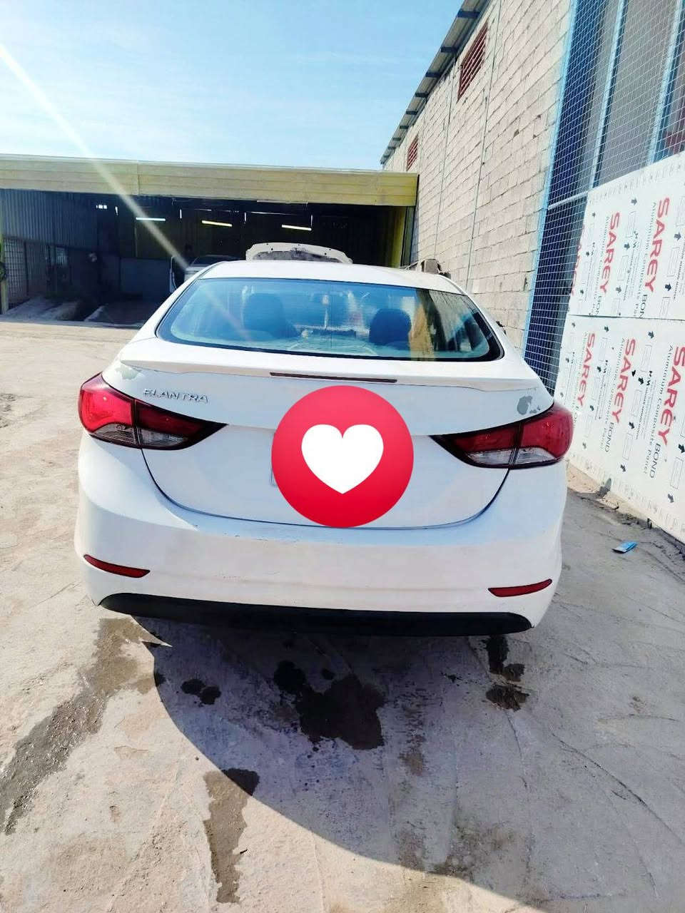 السلام عليكم النتره موديل 2015خليجي للبيع كفاله عامه عدا بس الجاملغ صبغ بدون دواخل
كير مكفول 
محرك مكفول 
حداديه جديده
تخم تاير جديد 
السياره فول مواصفات 
فتحه بلقماره 
اشاير بلمري +مري شفط
تحكم ستيرن 
كامره دواره +شاشه 
دواخل لونين اسود+بيجي
دشبول صاجي 
مكان السياره نجف رقمها نجف 
للاستفسار عن السعر الاتصال ع الرقم***********
